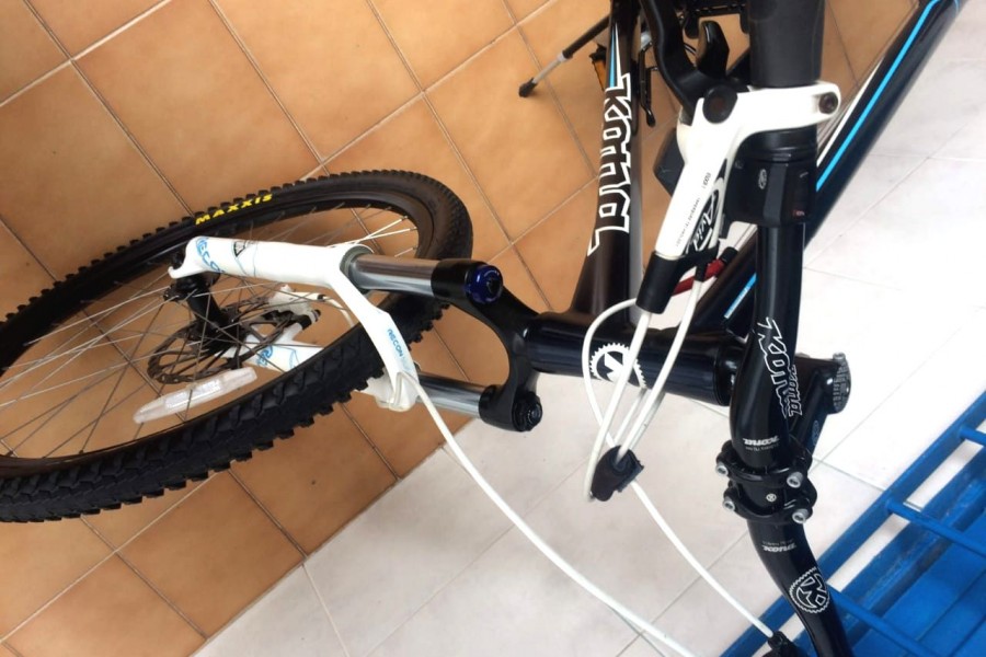 Bike Kona Cinder Cone 2013 Mountain Bike Aro 26