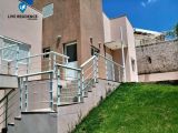 Casa térrea com 3 dormitórios no Recanto do Parque